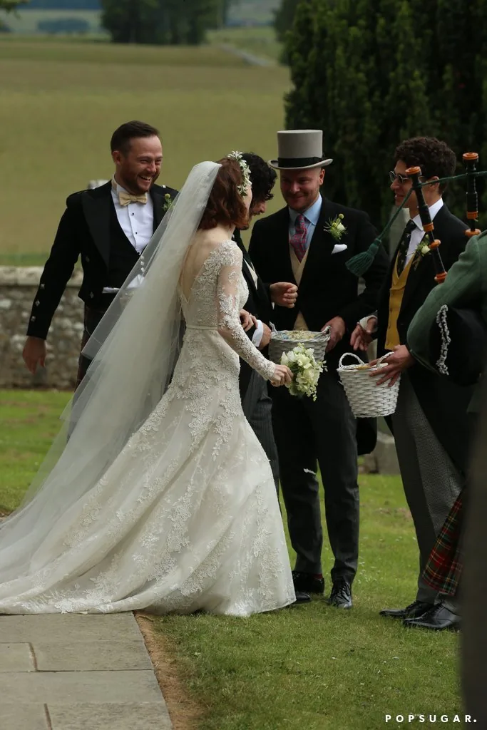 Jon Snow and Ygritte are getting married